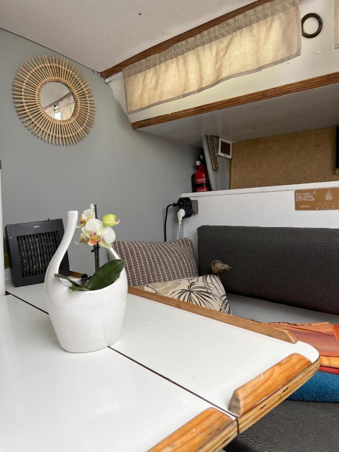 Location Un Petit Voilier Hotel La Rochelle  Buitenkant foto
