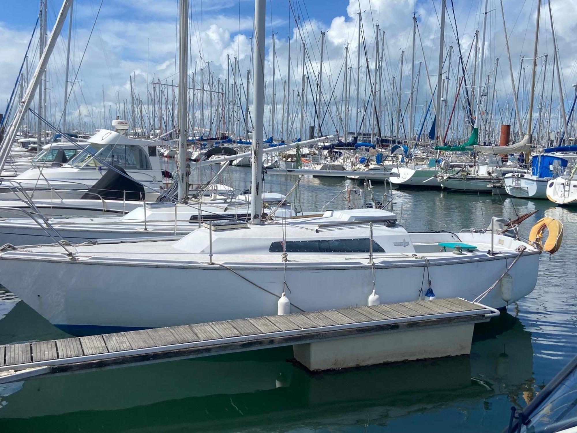 Location Un Petit Voilier Hotel La Rochelle  Buitenkant foto